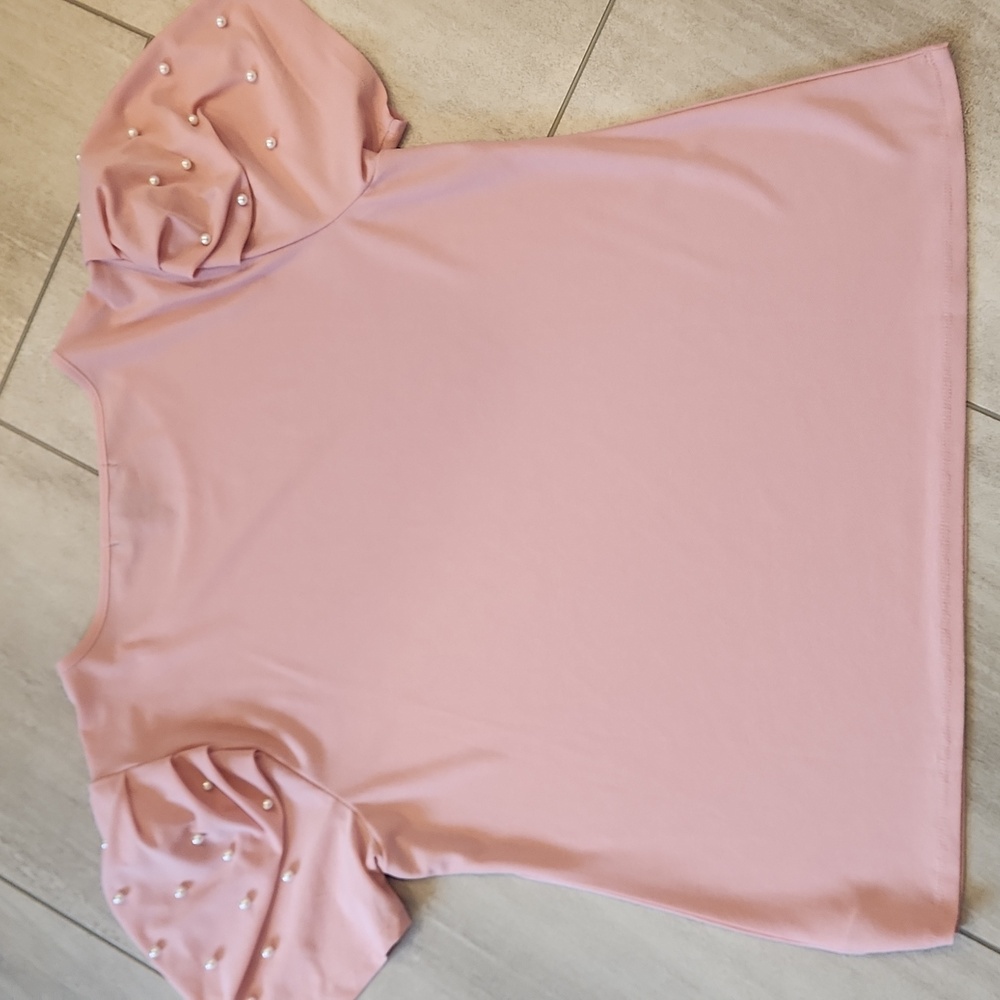 Pink Pearl Embellished Women's Top, Short Sleeved Sz XL, Round Neck Tshirt Style - Picture 5 of 8